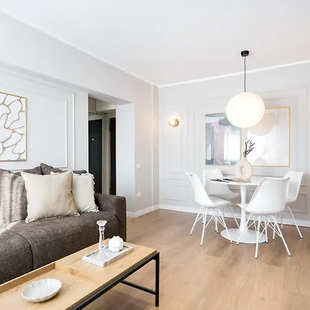 Elisabeth Apartment *